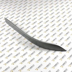 Srebrne przednie prawe wykończenie Advena