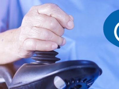 Silla de ruedas eléctrica y scooters eléctricos de movilidad: ¿qué normas convie